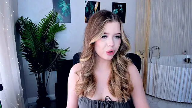 FollowLovee online show from 16, 2, 2025