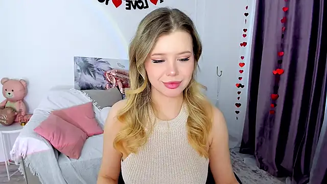 FollowLovee online show from 8, 3, 2026