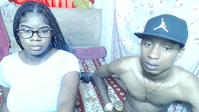 EvaxEmma online show from 5, 6, 2026
