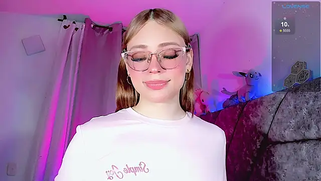 Snapshot of Valentina_Alba chatting on 7, 2, 2026 Valentina Alba online show from 7, 2, 2026