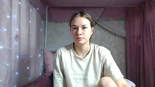 leila bambi  online show from 26, 11, 2025