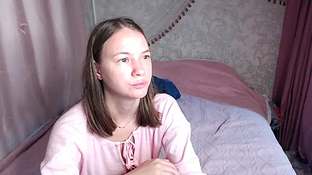 Snapshot of leila_bambi_ chatting on 14, 7, 2026 leila bambi online show from 14, 7, 2026