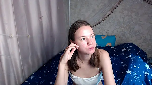 Snapshot of leila_bambi_ chatting on 28, 7, 2026 leila bambi online show from 28, 7, 2026