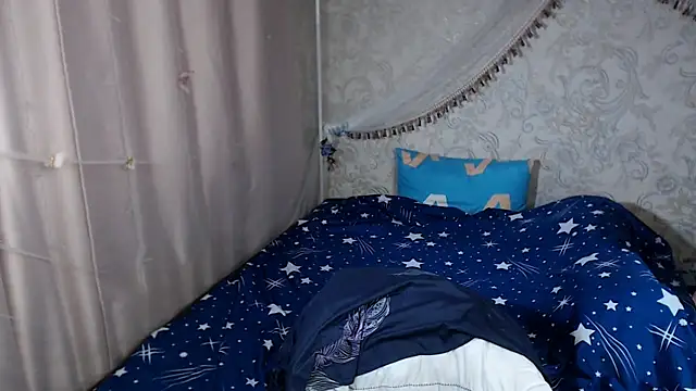 Snapshot of leila_bambi_ chatting on 28, 7, 2026 leila bambi online show from 28, 7, 2026