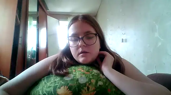 DesireMelissa online show from 19, 2, 2025