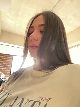 Latina vanessa online show from 26, 4, 2026