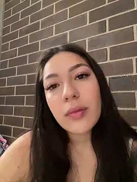 Latina vanessa online show from 30, 4, 2026