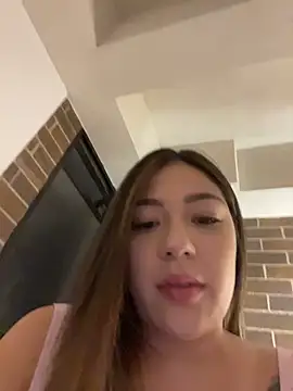 Latina vanessa online show from 8, 7, 2026