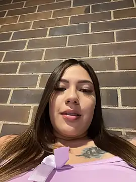 Latina vanessa online show from 14, 7, 2026