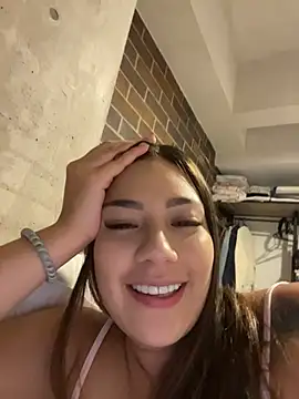 Latina vanessa online show from 22, 7, 2026