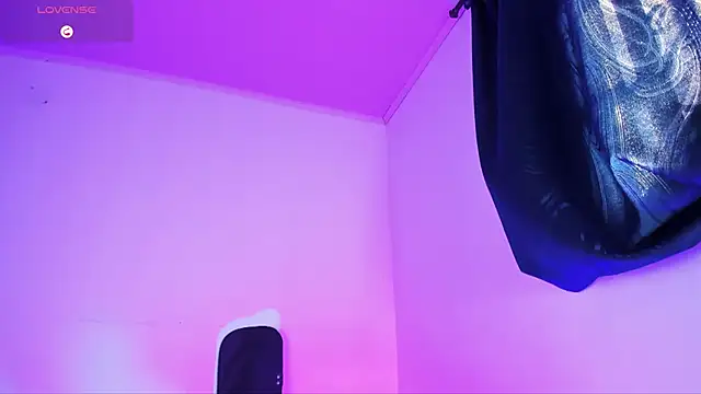 Leticia brownn1 online show from 12, 3, 2025