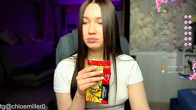 Snapshot of ChloeMillerMeow chatting on 28, 1, 2025 ChloeMillerMeow online show from 28, 1, 2025