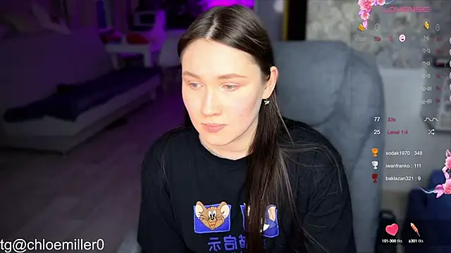 Snapshot of ChloeMillerMeow chatting on 3, 2, 2025 ChloeMillerMeow online show from 3, 2, 2025
