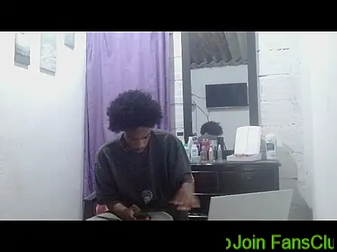 Larry-n-clouds online show from 26, 4, 2026