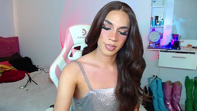 Snapshot of camila_hootie chatting on 17, 4, 2026 camila hootie online show from 17, 4, 2026