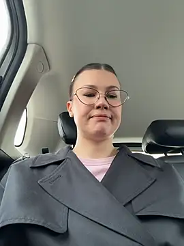 RinaCat online show from 22, 4, 2026