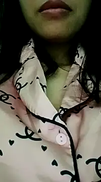 Snapshot of Hana_love20 chatting on 1, 2, 2025 Hana love20 online show from 1, 2, 2025