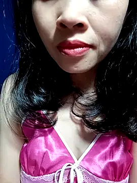 Snapshot of Hana_love20 chatting on 5, 3, 2025 Hana love20 online show from 5, 3, 2025