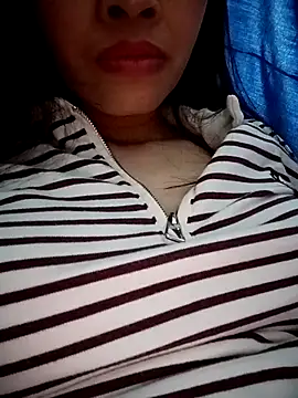 Snapshot of Hana_love20 chatting on 12, 3, 2025 Hana love20 online show from 12, 3, 2025