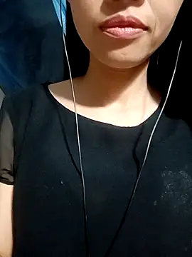 Snapshot of Hana_love20 chatting on 9, 9, 2025 Hana love20 online show from 9, 9, 2025