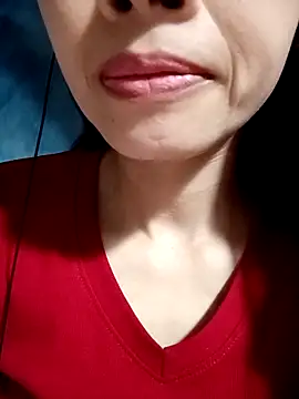 Snapshot of Hana_love20 chatting on 11, 9, 2025 Hana love20 online show from 11, 9, 2025