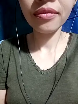 Snapshot of Hana_love20 chatting on 29, 9, 2025 Hana love20 online show from 29, 9, 2025