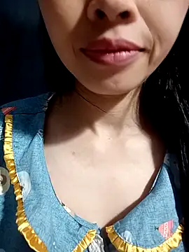 Snapshot of Hana_love20 chatting on 5, 10, 2025 Hana love20 online show from 5, 10, 2025