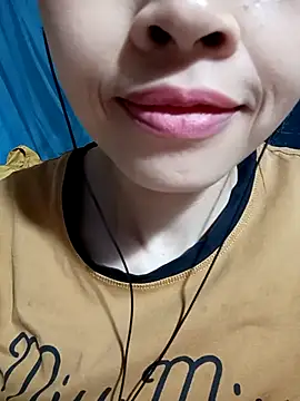 Snapshot of Hana_love20 chatting on 13, 10, 2025 Hana love20 online show from 13, 10, 2025