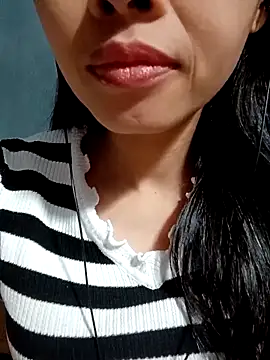 Snapshot of Hana_love20 chatting on 20, 10, 2025 Hana love20 online show from 20, 10, 2025