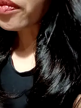 Snapshot of Hana_love20 chatting on 23, 10, 2025 Hana love20 online show from 23, 10, 2025