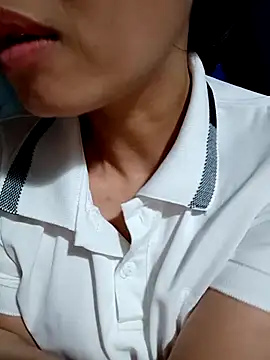 Snapshot of Hana_love20 chatting on 11, 11, 2025 Hana love20 online show from 11, 11, 2025