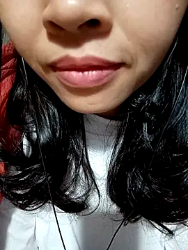 Snapshot of Hana_love20 chatting on 18, 11, 2025 Hana love20 online show from 18, 11, 2025