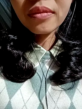 Snapshot of Hana_love20 chatting on 19, 11, 2025 Hana love20 online show from 19, 11, 2025