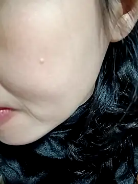 Snapshot of Hana_love20 chatting on 21, 11, 2025 Hana love20 online show from 21, 11, 2025