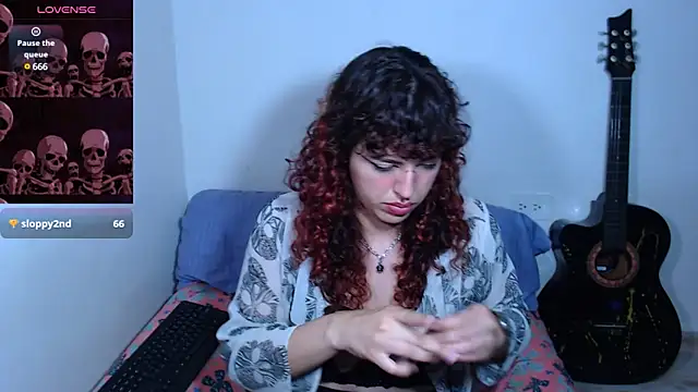 Eli666uwu online show from 8, 1, 2025