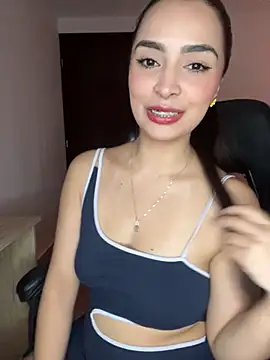 Snapshot of soy_paulina chatting on 28, 10, 2025 soy paulina online show from 28, 10, 2025