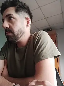 Snapshot of nicedick_bro chatting on 5, 3, 2026 nicedick bro online show from 5, 3, 2026