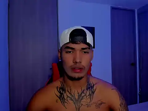 thomas latin boy online show from 14, 9, 2025