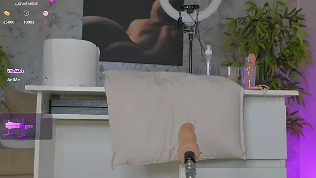 luckyalice  online show from 28, 2, 2025