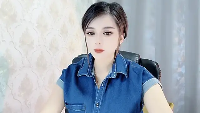 Snapshot of VIWVI chatting on 22, 2, 2025 VIWVI online show from 22, 2, 2025