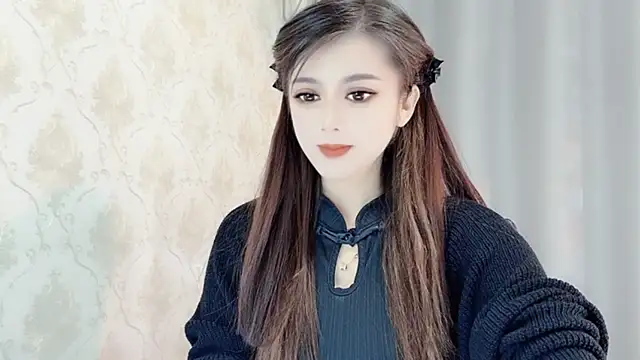 Snapshot of VIWVI chatting on 1, 3, 2025 VIWVI online show from 1, 3, 2025