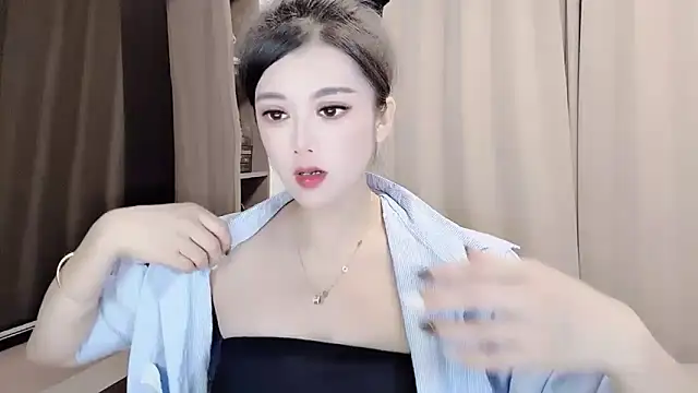 Snapshot of VIWVI chatting on 15, 9, 2025 VIWVI online show from 15, 9, 2025