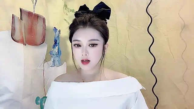 Snapshot of VIWVI chatting on 17, 10, 2025 VIWVI online show from 17, 10, 2025