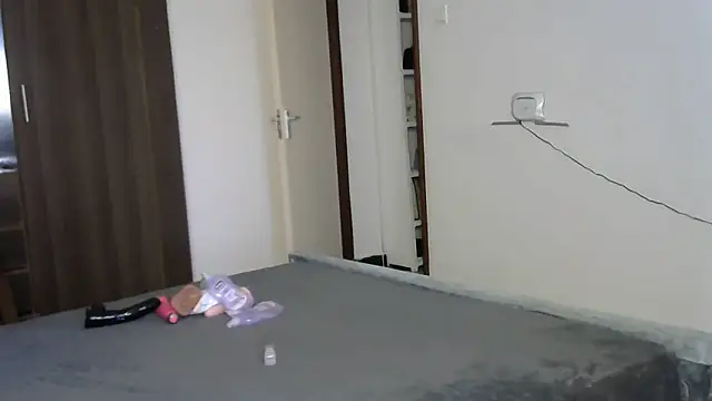 bigassbabe 001 online show from 21, 6, 2026