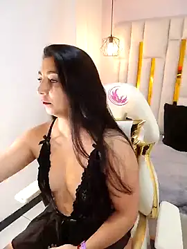 Karla hernandez  online show from 20, 3, 2025