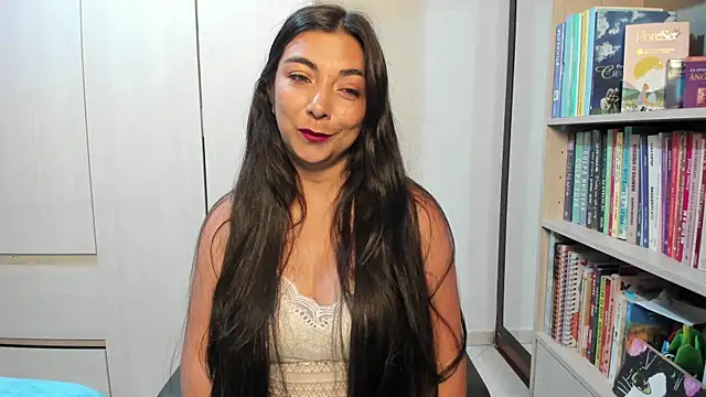 Snapshot of Karla_hernandez_ chatting on 3, 8, 2026 Karla hernandez online show from 3, 8, 2026