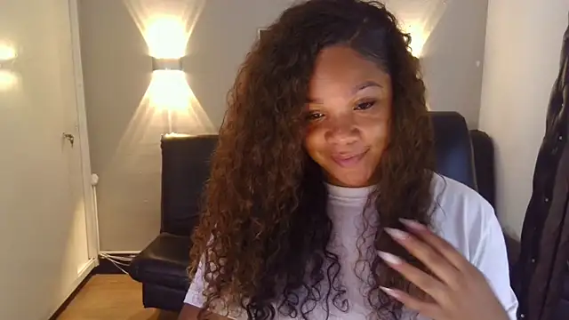 ashley Tompson1 online show from 14, 1, 2025