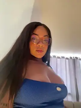 ashley Tompson1 online show from 25, 4, 2026