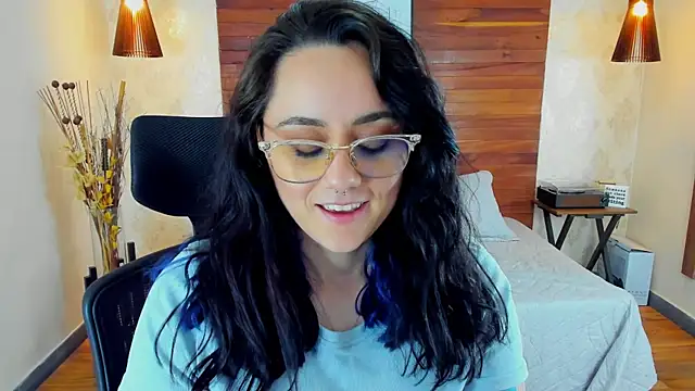 KatherineBond online show from 10, 3, 2025