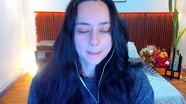 KatherineBond online show from 19, 12, 2025